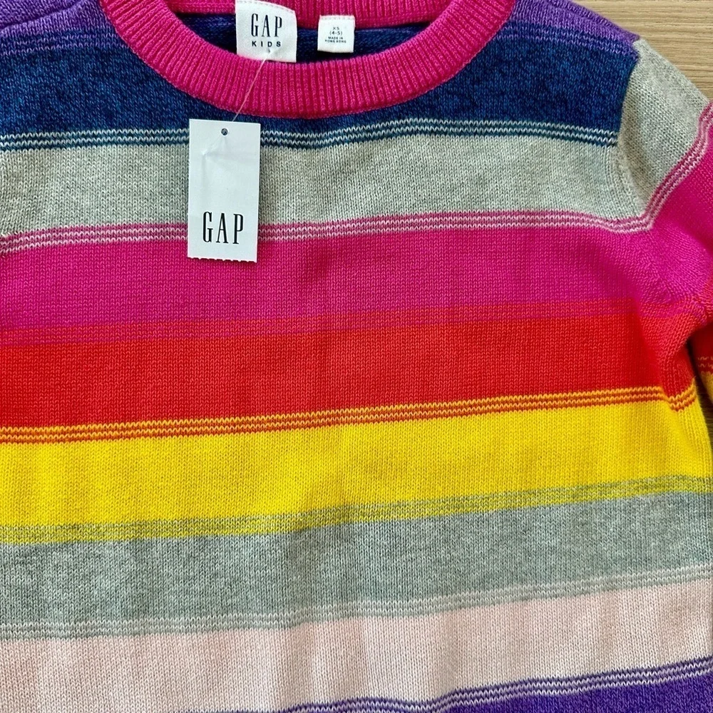 Gap multicolor sweater in 5T